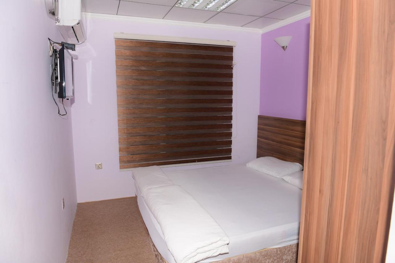Janet Bludan Hotel Erbil Esterno foto